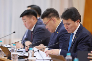 БНКУ-ын Сайд нарын танхимтай байгуулсан Жолоодох эрхийн үнэмлэхийг харилцан хүлээн зөвшөөрөх, солилцох тухай хэлэлцээрийг баталлаа